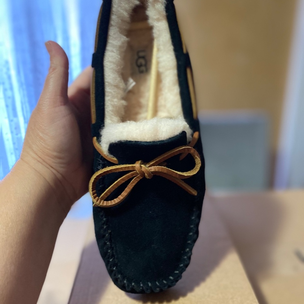 UGG MOCASÍN NEW WHIT BOX